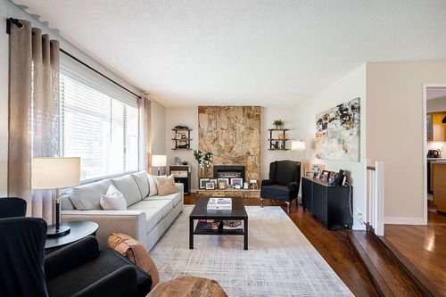 4628 207a St, Langley, BC, V3A5N3 | Card Image