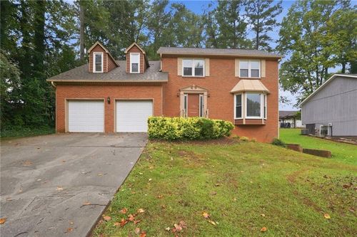1547 Golf Link Dr, Stone Mountain, GA, 30088-3710 | Card Image