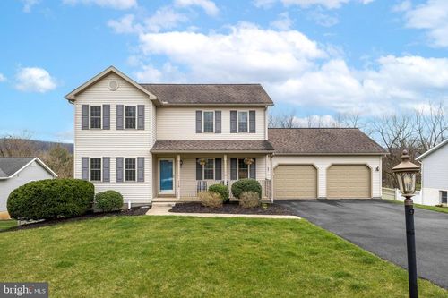 115 Quartz Dr, BELLEFONTE, PA, 16823-7505 | Card Image