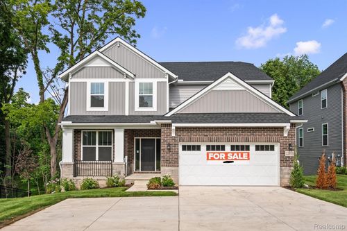 22615 Novi Rd, Novi, MI, 48375-4153 | Card Image