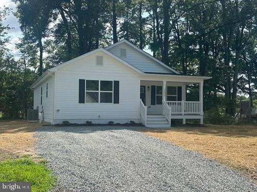 21 Lea Rd, COLONIAL BEACH, VA, 22443-3838 | Card Image