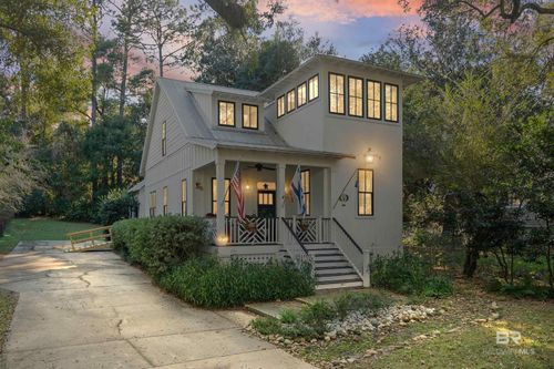 556 Johnson Ave, Fairhope, AL, 36532-2114 | Card Image