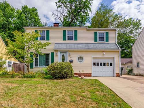 661 Seward Ave, Akron, OH, 44320-1709 | Card Image