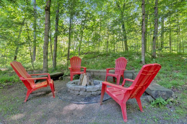 209 Maple Grove Lane, House other with 2 bedrooms, 1 bathrooms and 6 parking in South Frontenac ON | Image 25