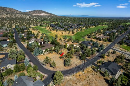 1937 Turnstone Rd, Redmond, OR, 97756-7353 | Card Image