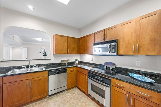 APT-445 - 2299 Lone Star Dr, Condo with 2 bedrooms, 2 bathrooms and 2 parking in Sugar Land TX | Image 23