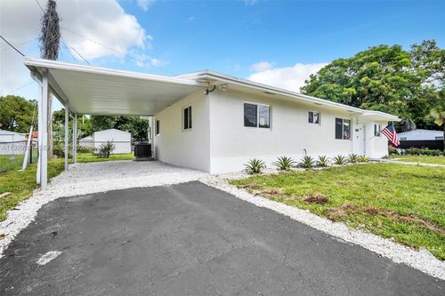 1401 Ne 152nd St, North Miami Beach, FL, 33162-5922 | Card Image