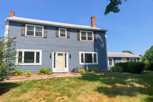 70 Chamberlain Rd, Westford, MA, 01886-2042 | Card Image