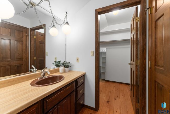 504 E Plum Creek Rd, House other with 4 bedrooms, 5 bathrooms and null parking in Sioux Falls SD | Image 33