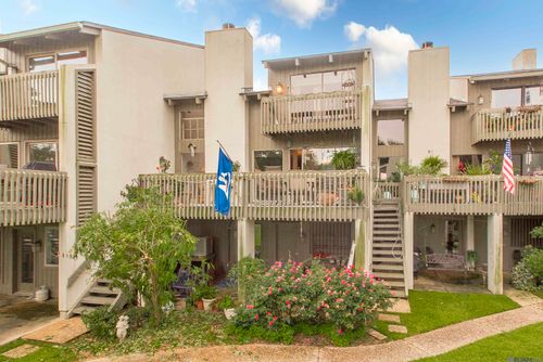 104 Tchefuncte Oaks, Mandeville, LA, 70471-1554 | Card Image