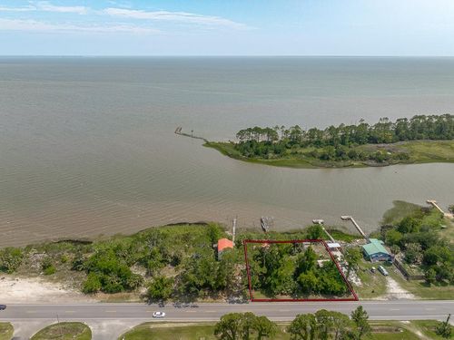 434 Us Highway 98, Apalachicola, FL, 32320-1239 | Card Image