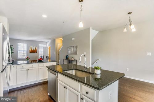 923 Dorchester Cove Rd, HANOVER, MD, 21076-2407 | Card Image