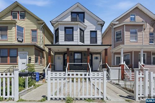 851 Garden St, ELIZABETH, NJ, 07202-3304 | Card Image