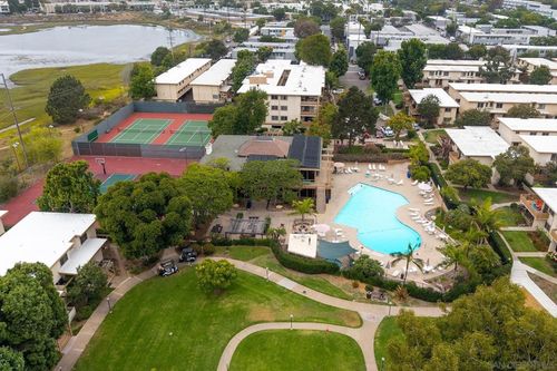 334-4062 Valeta St, San Diego, CA, 92110-5820 | Card Image