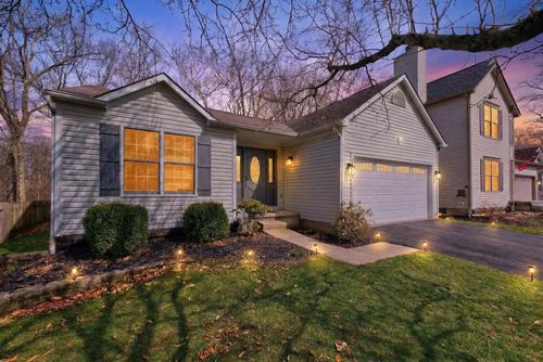 5534 Westerville Rd, Westerville, OH, 43081-9361 | Card Image