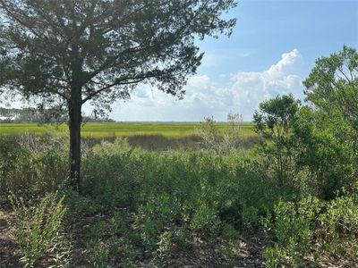 1861 Clinch Drive, Home with 3 bedrooms, 2 bathrooms and null parking in Fernandina Beach FL | Image 3