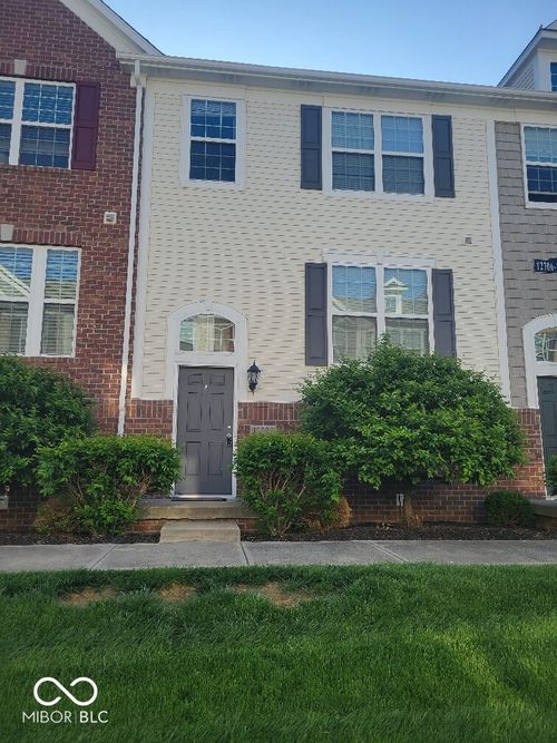 12722 Hannah Hill Rd, Fishers, IN, 46037-7396 | Card Image