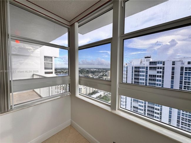 APT-2807 - 1370 S Ocean Blvd, Condo with 2 bedrooms, 2 bathrooms and null parking in Pompano Beach FL | Image 26