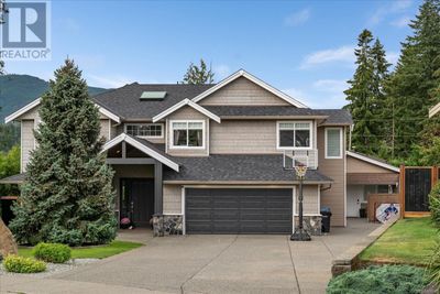 3603 Monterey Dr, House other with 7 bedrooms, 4 bathrooms and 4 parking in Nanaimo BC | Image 2