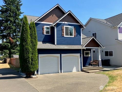 1300 Bay St, Shelton, WA, 98584-6836 | Card Image