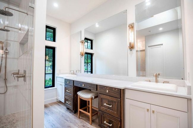 285 Coves Loop, House other with 6 bedrooms, 4 bathrooms and null parking in Brookeland TX | Image 25