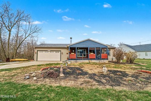 28899 Hille Dr, Millbury, OH, 43447-9702 | Card Image
