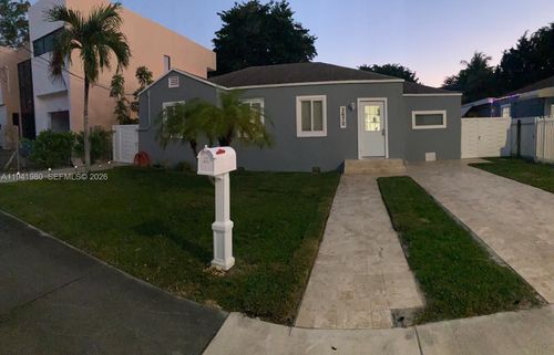 3670 Sw 12th St, Miami, FL, 33135-4264 | Card Image