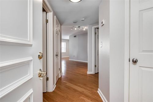 202-199 14th St Ne, Atlanta, GA, 30309-3643 | Card Image