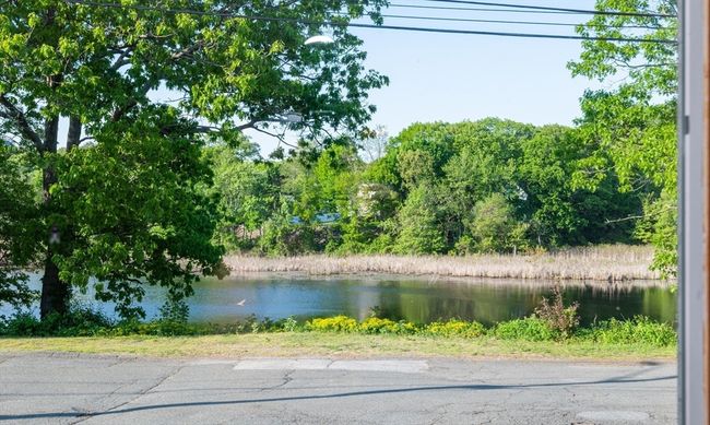 20 Cedardale Rd, House other with 2 bedrooms, 2 bathrooms and 1 parking in Lynn MA | Image 5