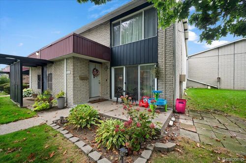 unit-4-8323 Karam Blvd, Warren, MI, 48093-2128 | Card Image