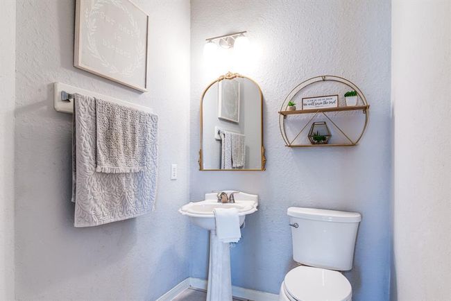 Powder room | Image 14