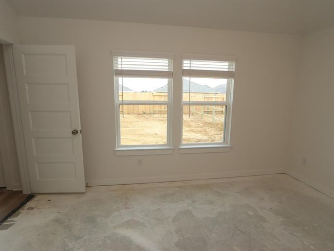 1759 W Stroker Rd, House other with 3 bedrooms, 2 bathrooms and 2 parking in Crosby TX | Image 12