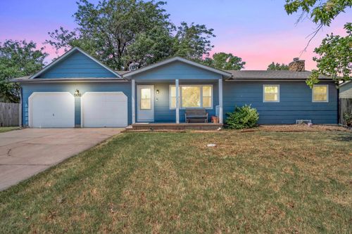 502 Meadowbrook Dr, Newton, KS, 67114-5517 | Card Image