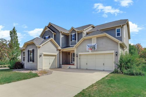 15842 Elmwood Ln, Apple Valley, MN, 55124-4247 | Card Image