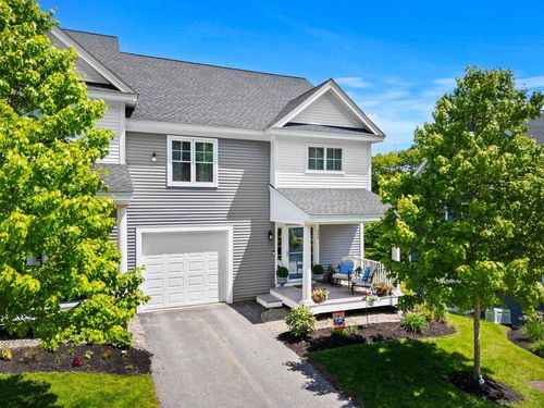 235 Knollwood Way, Manchester, NH, 03102-7801 | Card Image