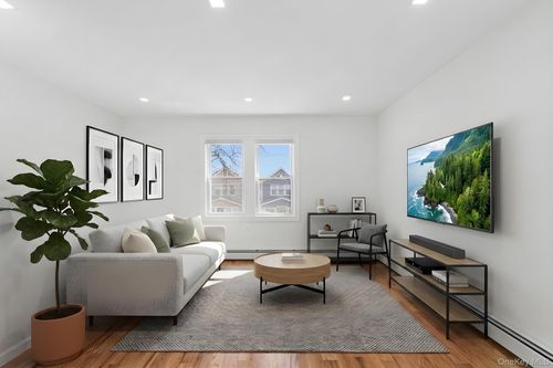 14801 133rd Ave, Jamaica, NY, 11436-2305 | Card Image