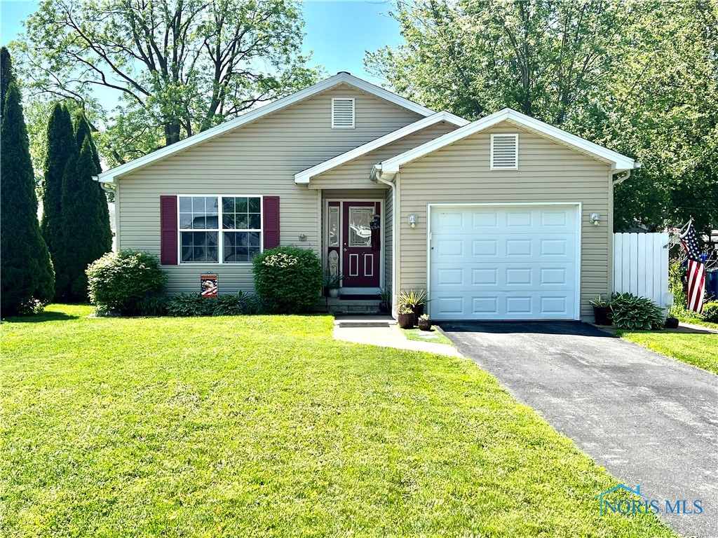 Portland St, Oregon, OH 43616