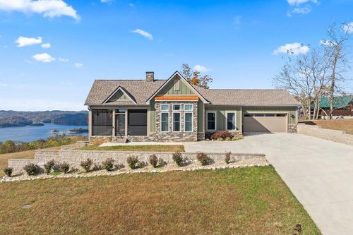 3261 Swann Ridge Rd, Hilham, TN, 38568-2001 | Card Image