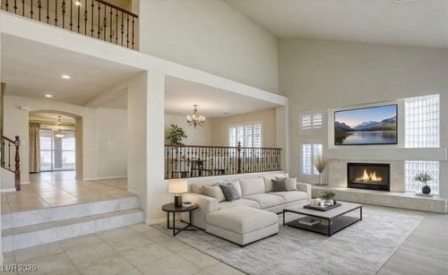 7641 Jacaranda Bay St, Las Vegas, NV, 89139-5314 | Card Image