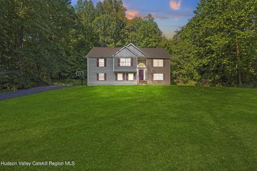 27 Van Orden Road, Milton, NY, 12547 | Card Image