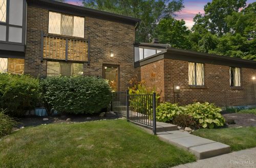 455 Dartmouth Cir, Cincinnati, OH, 45244 | Card Image