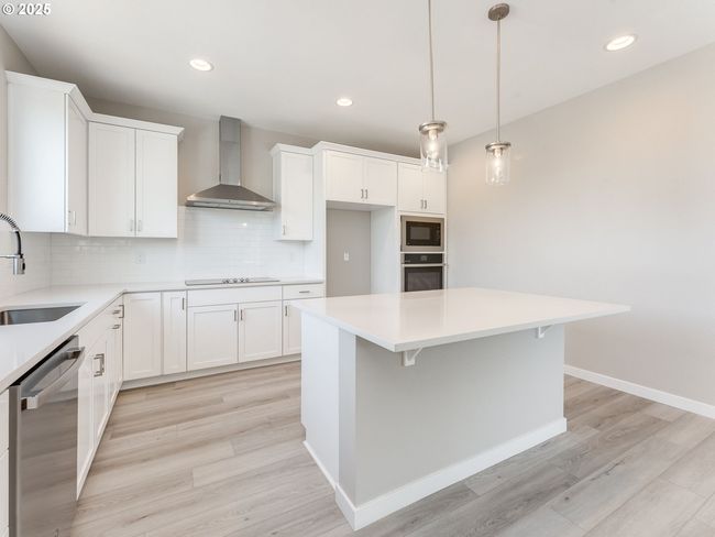 2111 Ne Ridge Run Ln, House other with 5 bedrooms, 4 bathrooms and 3 parking in Estacada OR | Image 13