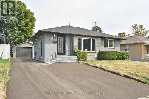 42 Rideout St, Ajax, ON, L1S1P8 | Card Image