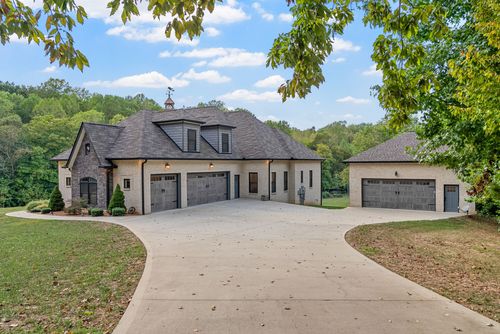 1640 Harvill Rd, Clarksville, TN, 37043-6147 | Card Image