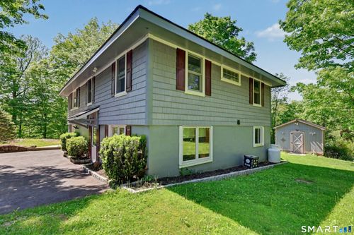 1 Lookout Dr, Ridgefield, CT, 06877-2622 | Card Image