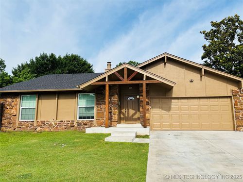 7936 S 72nd East Ave, Tulsa, OK, 74133-7842 | Card Image