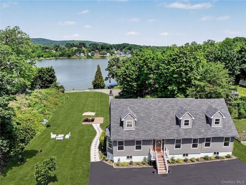 243 Kings Ferry Rd, Verplanck, NY, 10596-7701 | Card Image