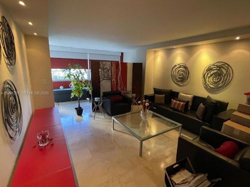 apt-212-5005 Collins Ave, Miami Beach, FL, 33140-2791 | Card Image
