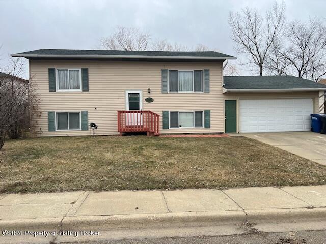 1st Ave, Dickinson, ND 58601