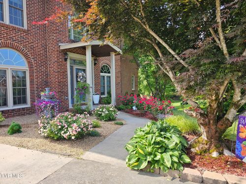 2605 Halifax Dr, Kingsport, TN, 37660-2394 | Card Image